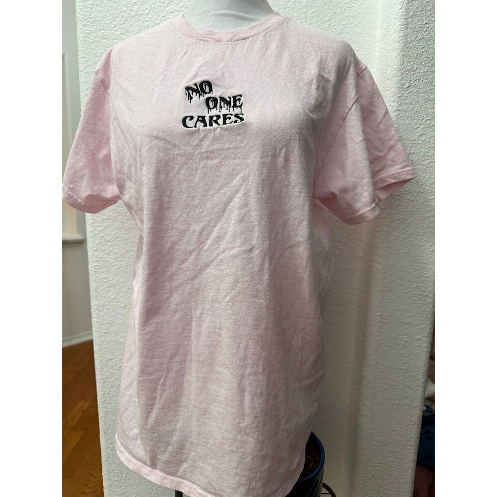 No One Cares Graphic T-Shirt Pink Embroidered Tee Size Medium